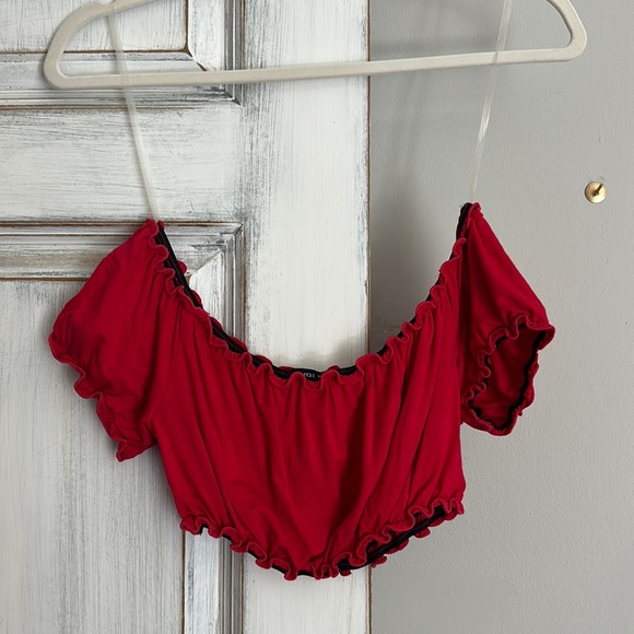 Publik Tops - Publik Crop Top